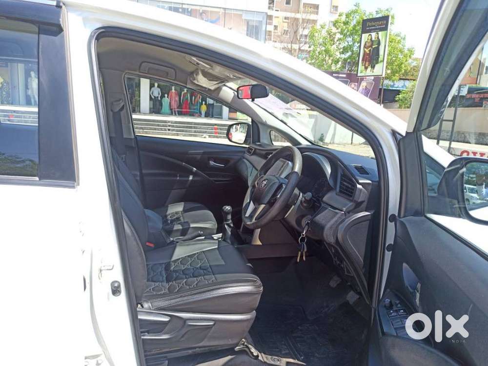 Toyota Innova Crysta 2.4 G Mt 8s, 2023, Diesel