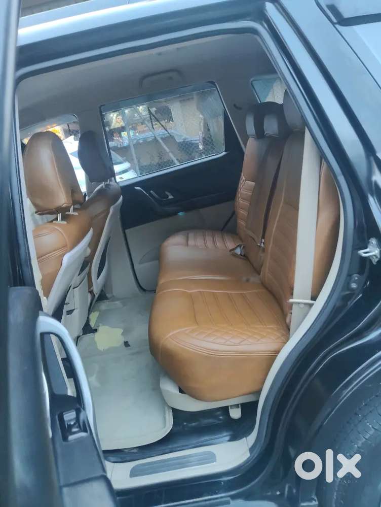 Mahindra Xuv500 2018 Diesel 160000 Km Driven