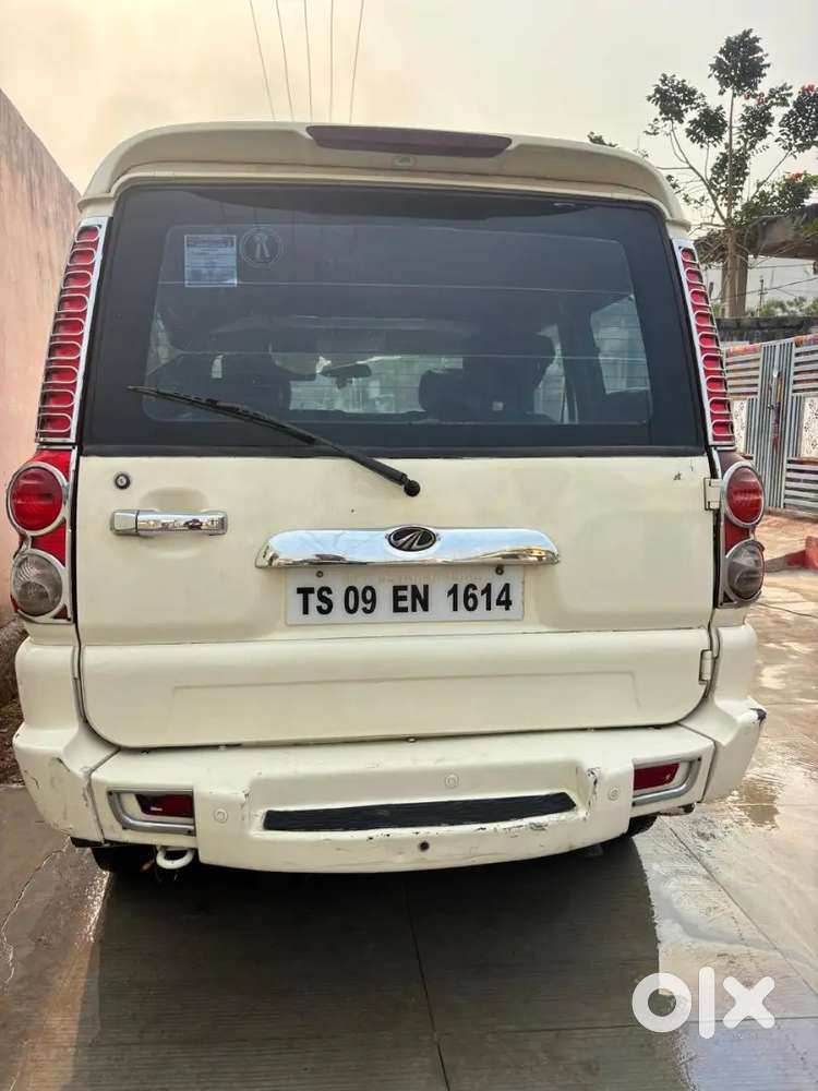 Mahindra Scorpio-n 2016 Diesel 120000 Km Driven