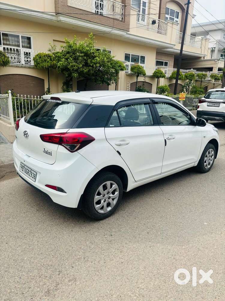 Hyundai I20 Magna 1.2 Mt, 2017, Petrol