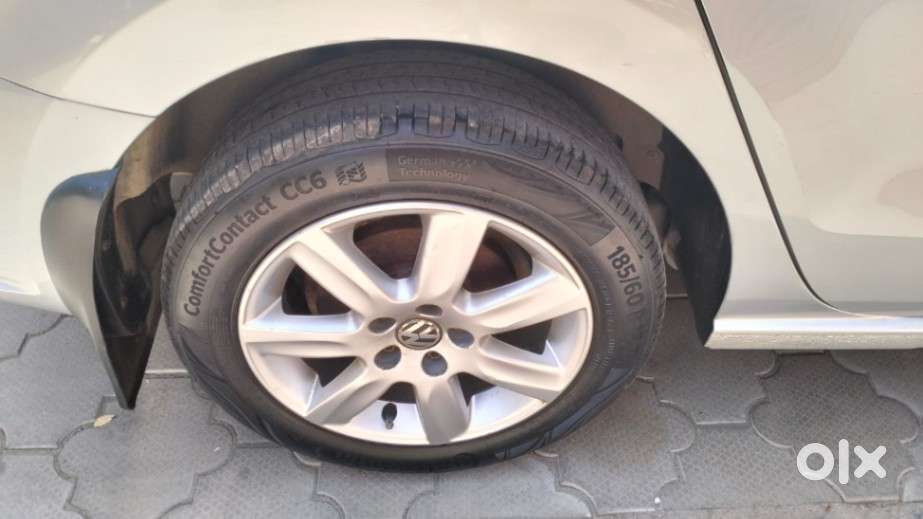 Volkswagen Vento Petrol Highline, 2011, Petrol