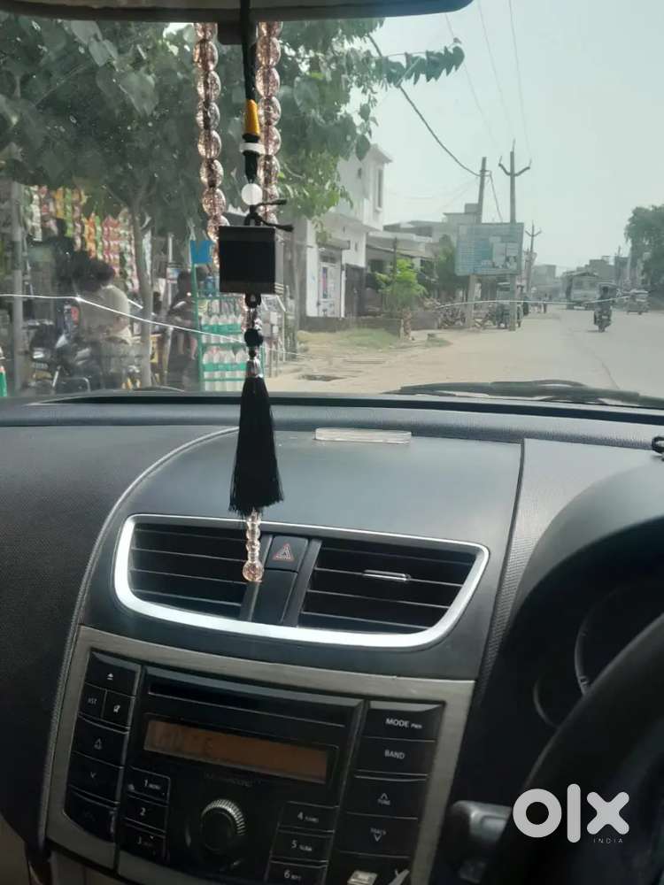 Maruti Suzuki Swift Dzire 2012