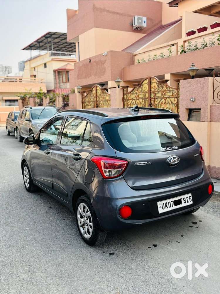 Hyundai Grand I10 2018 Petrol 49500 Km Driven