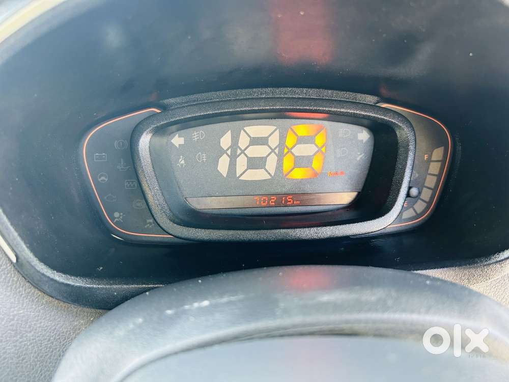 Renault Kwid 1.0 Rxt Amt Opt, 2017, Petrol