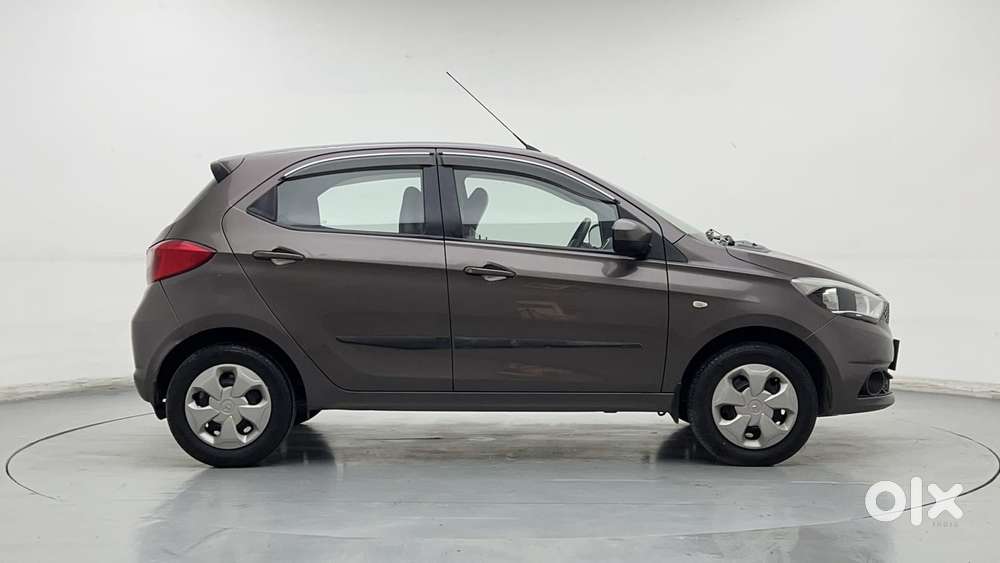 Tata Tiago 1.2 Revotron Xt, 2016, Petrol