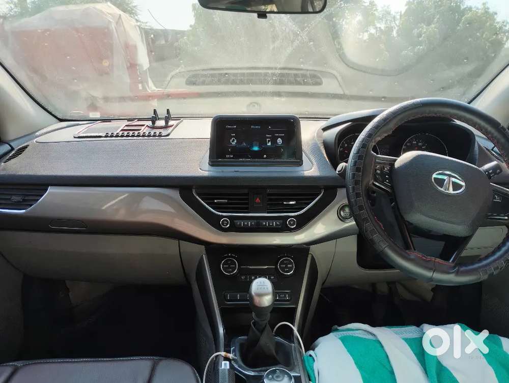 Tata Nexon 2019 Diesel 34000 Km Driven Top Model Hai