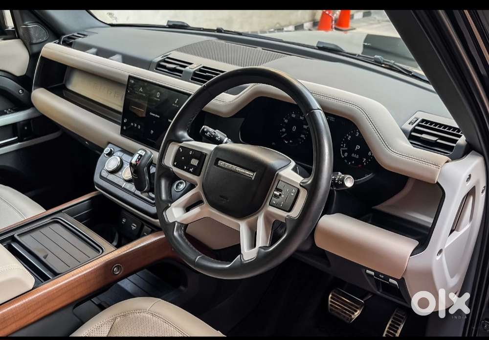 Land Rover Defender, 2023, Petrol