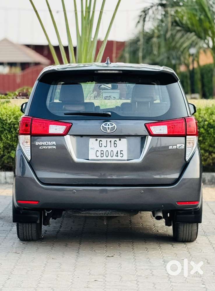Toyota Innova Crysta 2.8 Zx At, 2016, Diesel
