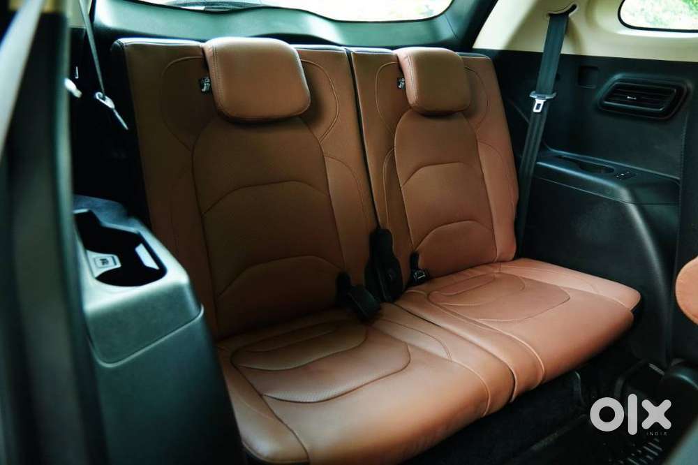Mg Hector Plus Savvy Pro 1.5 Turbo Petrol Cvt 6 Str, 2023, Petrol