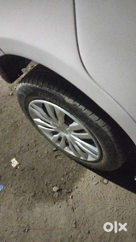 Maruti Suzuki Dzire 2015 Diesel 72280 Km Driven