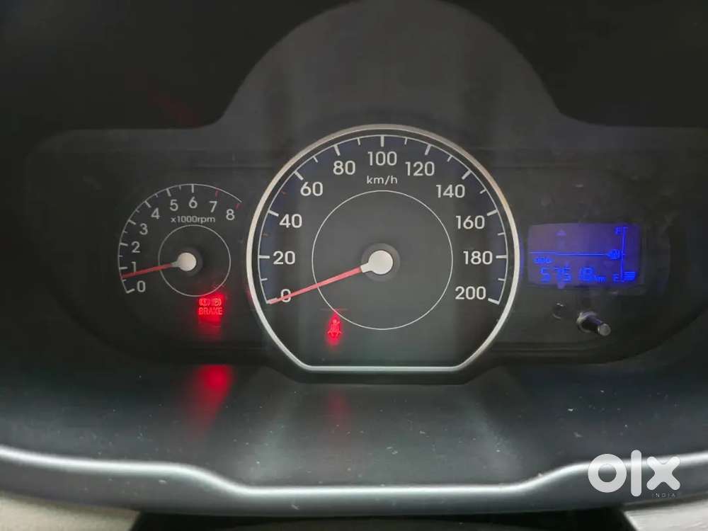 Hyundai I10 Sportz Petrol 2011