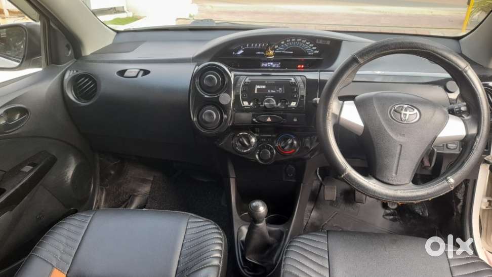 Toyota Etios Cross 1.2l G, 2019, Petrol