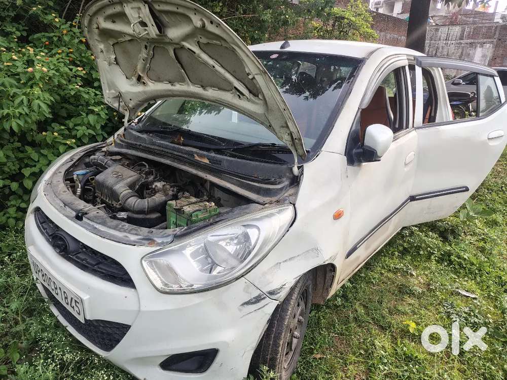 Hyundai I10 Gls Petrol 2012