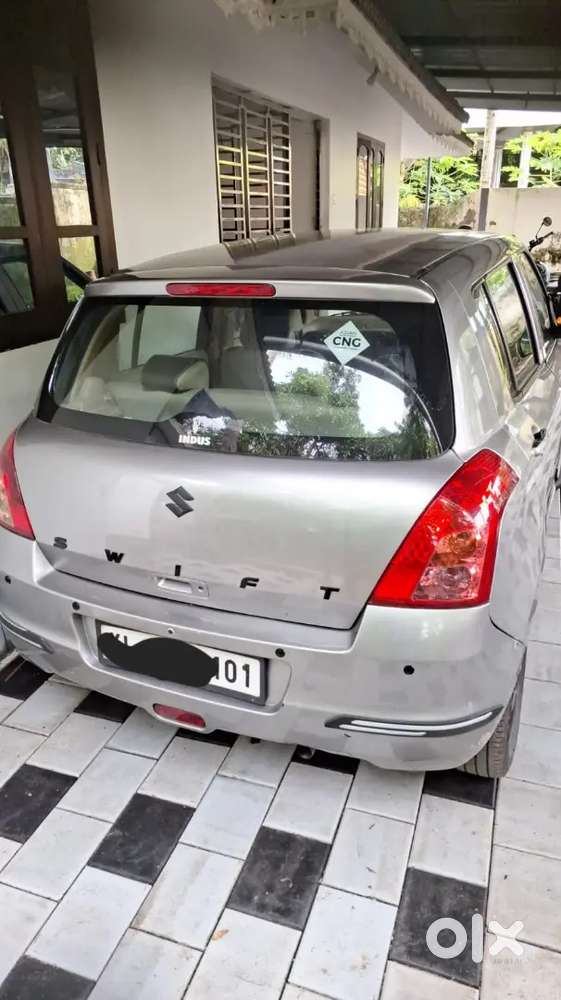 Maruti Suzuki Swift 2010 Cng + Petrol