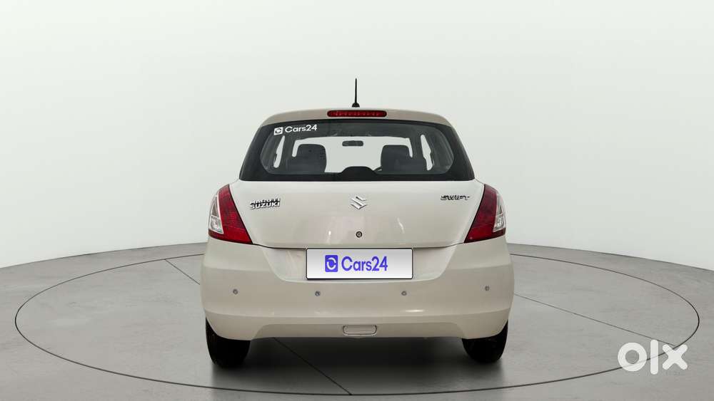 Maruti Suzuki Swift 1.2 Lxi (o), 2017, Petrol