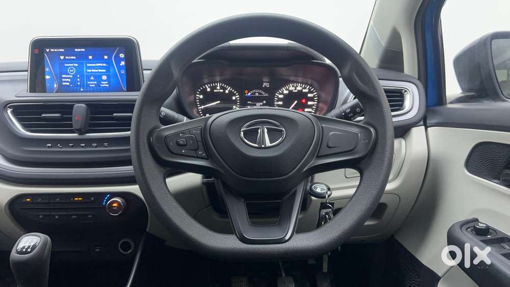 Tata Altroz 1.2 Xm Plus, 2022, Petrol