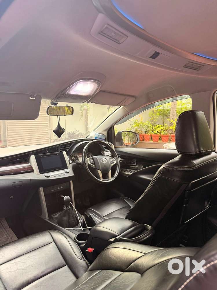 Toyota Innova Crysta 2017 V Diesel Manual