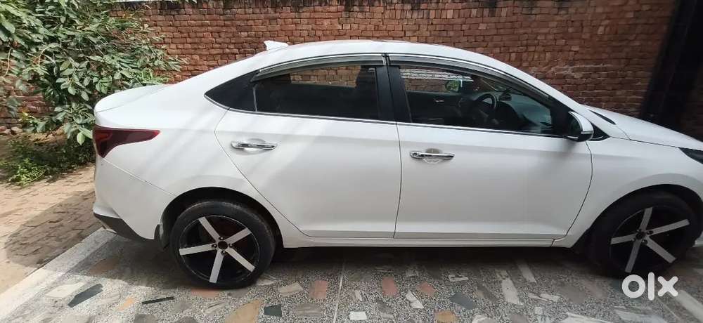 Hyundai Verna 1.5 Petrol 2023