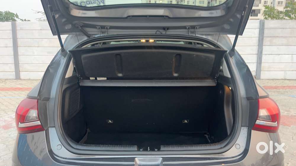 Hyundai New I20 1.0 Asta (o) Turbo Dct, 2022, Petrol