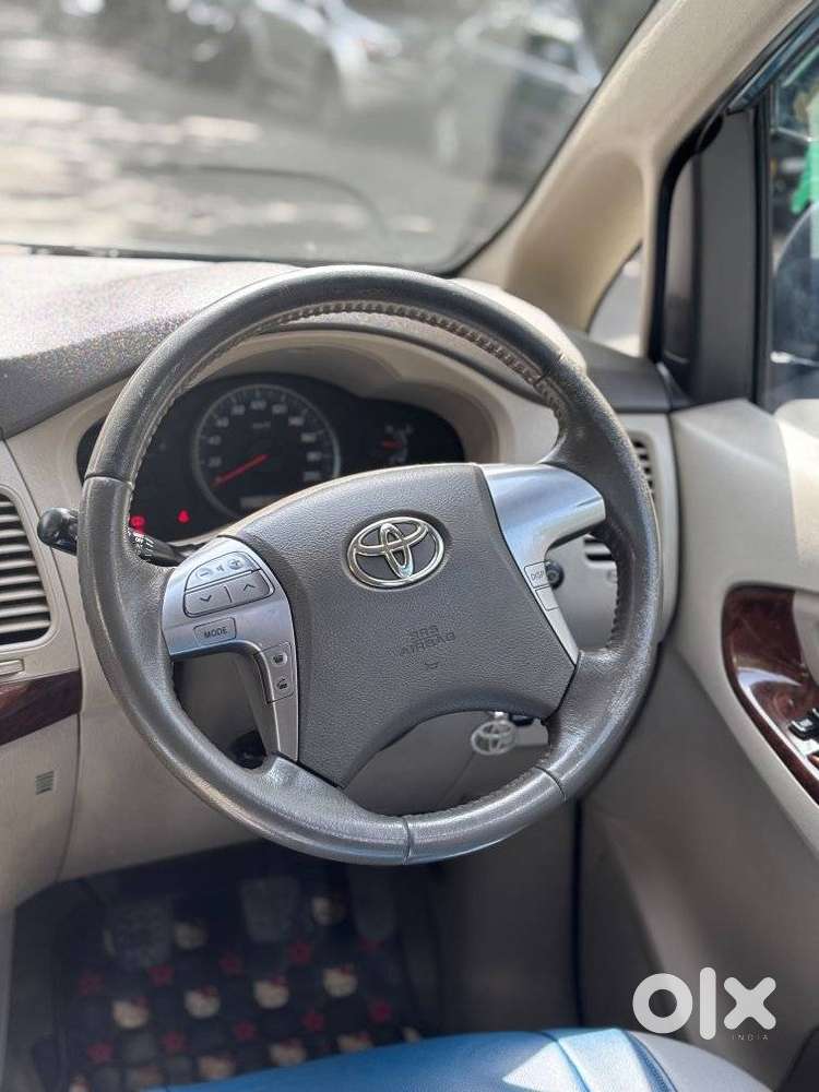 Toyota Innova 2.5 V 7 Str, 2014, Diesel
