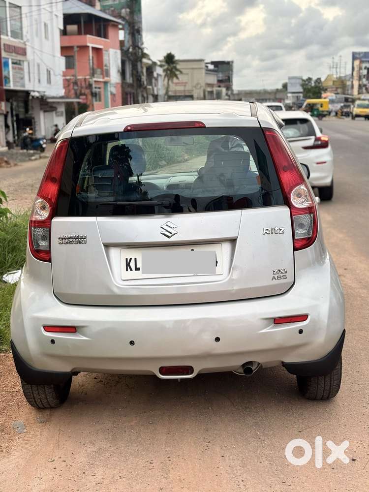 Maruti Suzuki Ritz Zxi Abs, 2011, Petrol