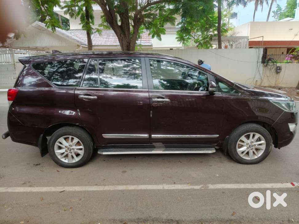 Toyota Innova Crysta 2.8 Gx At 8 Seater, 2018, Diesel
