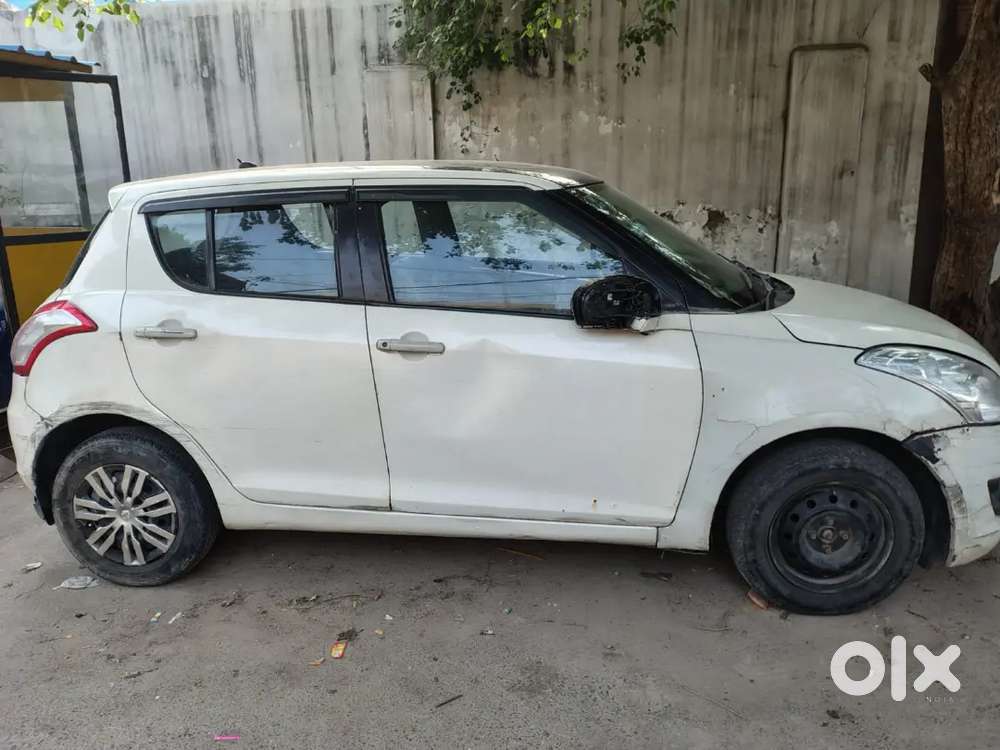 Maruti Suzuki Swift 2012 Petrol 90000 Km Driven