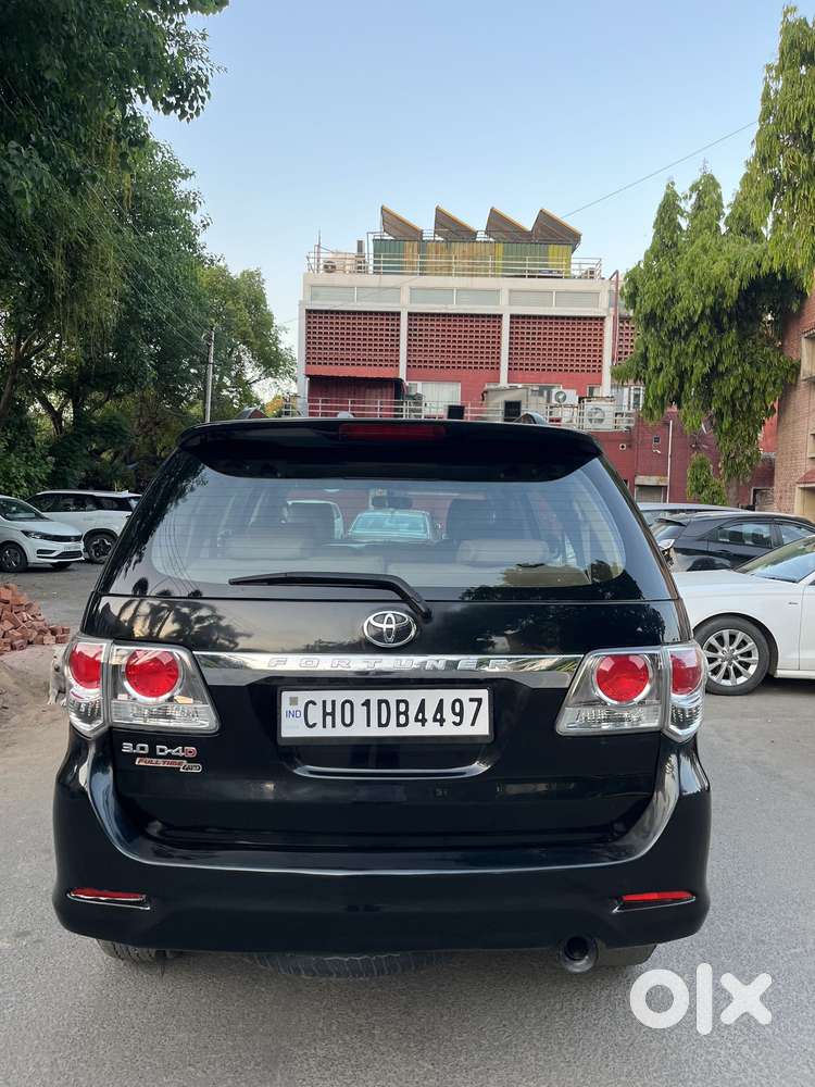 Toyota Fortuner 4x4 Mt 2.8 Diesel, 2015, Diesel
