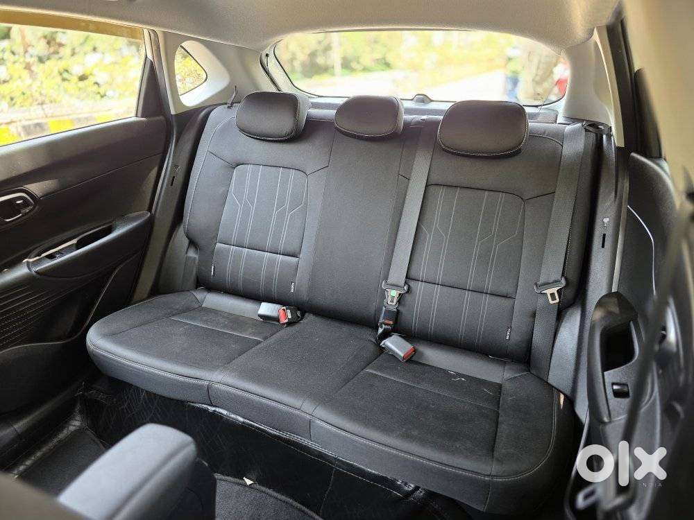 Hyundai I20 Sportz 1.2 Ivt, 2023, Petrol