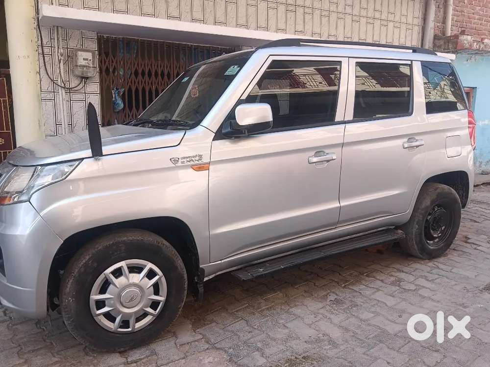 Mahindra Tuv 300 2016 Diesel Well Maintained