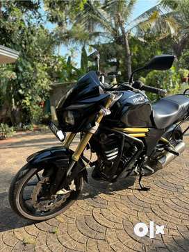 Used discount mahindra mojo