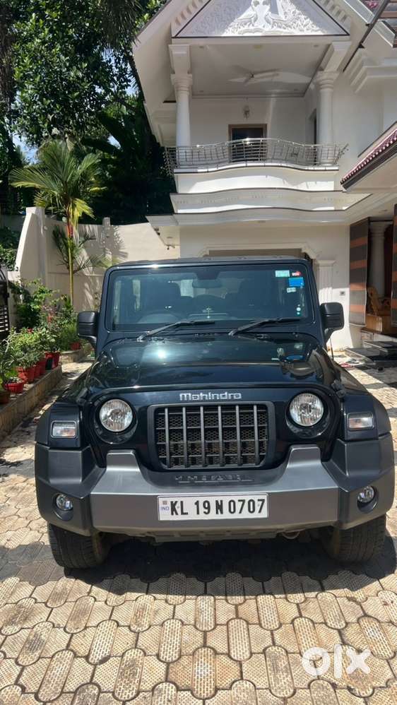 Mahindra Thar Petrol 2022