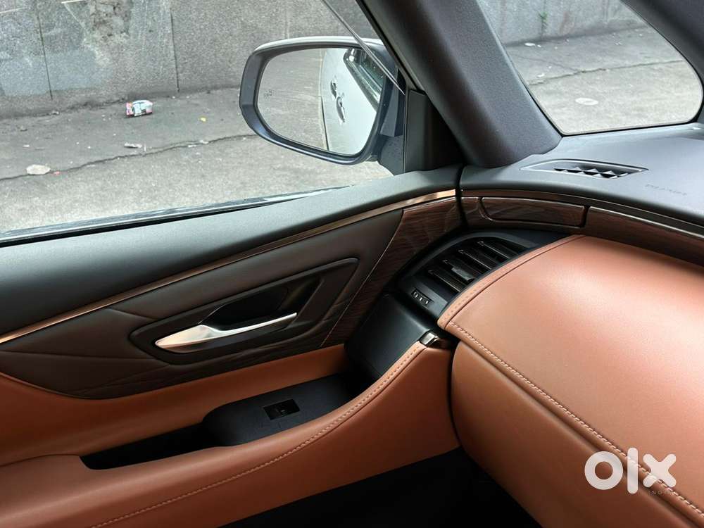 Toyota Vellfire Vip – Executive Lounge, 2024, Petrol
