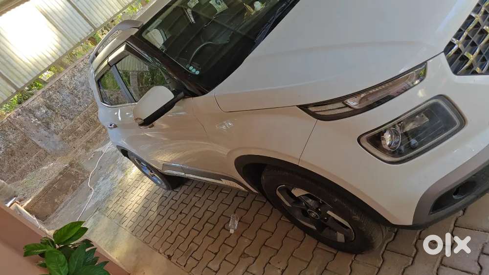 Hyundai Venue 2021 Petrol Well Maintained