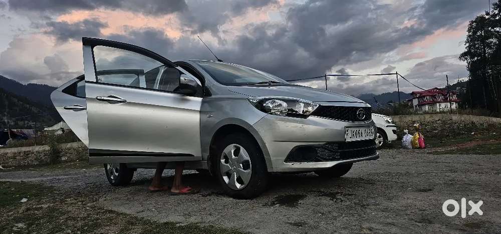 Tata Tiago Petrol 2016