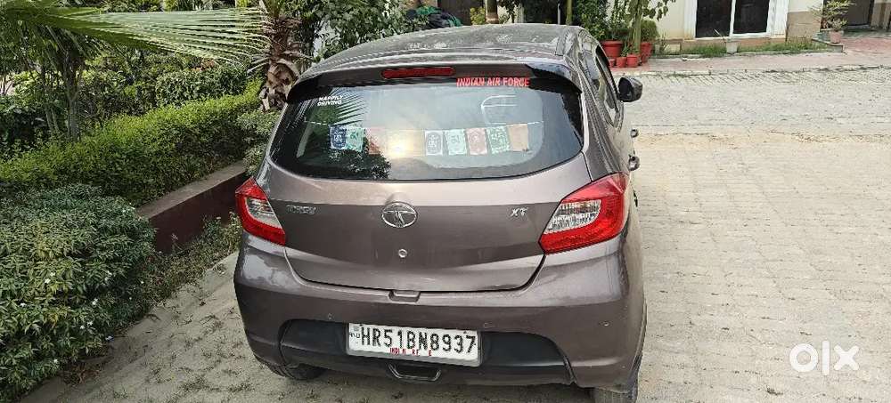 Tata Tiago Xt Petrol 2017