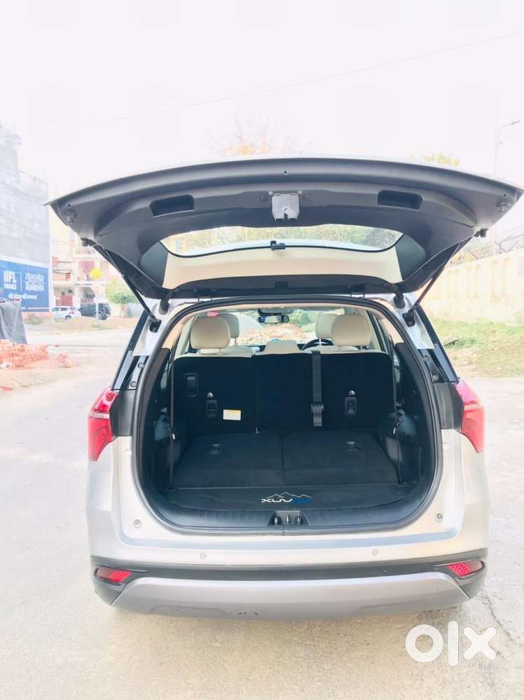 Mahindra Xuv700 2.2 Ax 7 Diesel At Str, 2021, Diesel