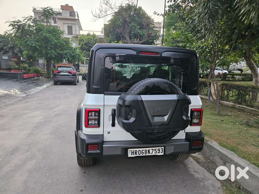 Mahindra Thar Roxx 2025 Petrol