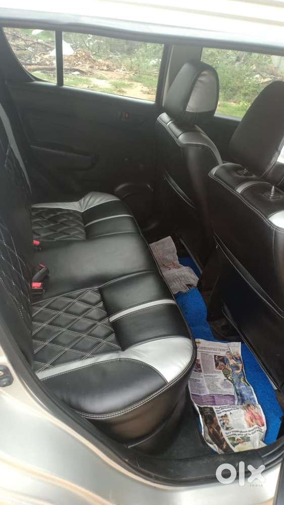 Maruti Suzuki Swift 1.2 Lxi (o), 2011, Petrol