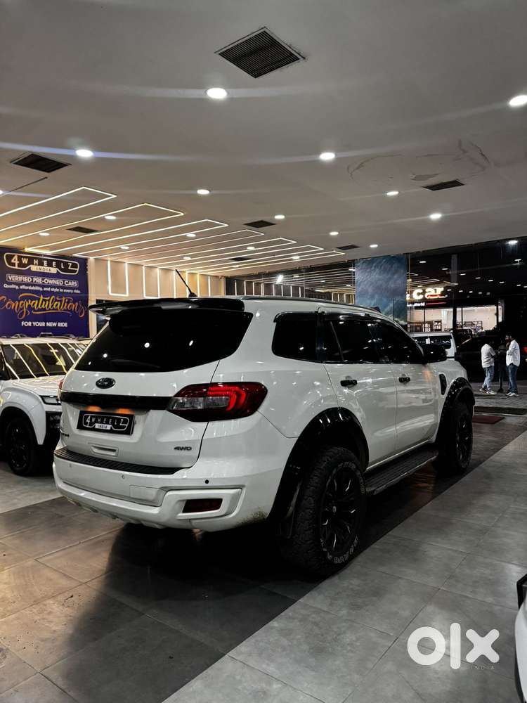 Ford Endeavour 3.2 Titanium 4x4 At, 2018, Diesel