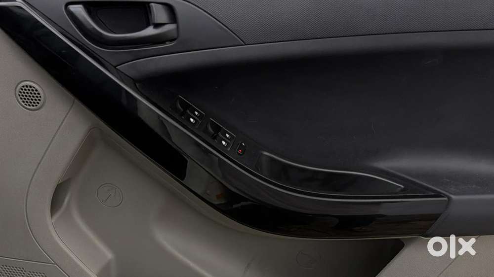 Tata Nexon 1.2 Revotron Xm, 2018, Petrol