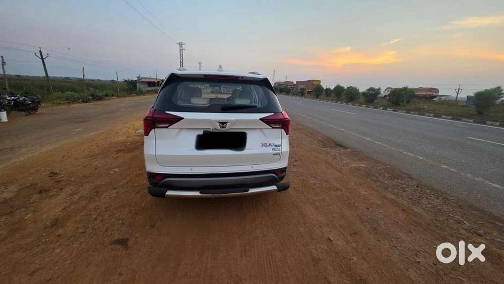 Mahindra Xuv700 2022 Petrol 39000 Km Driven