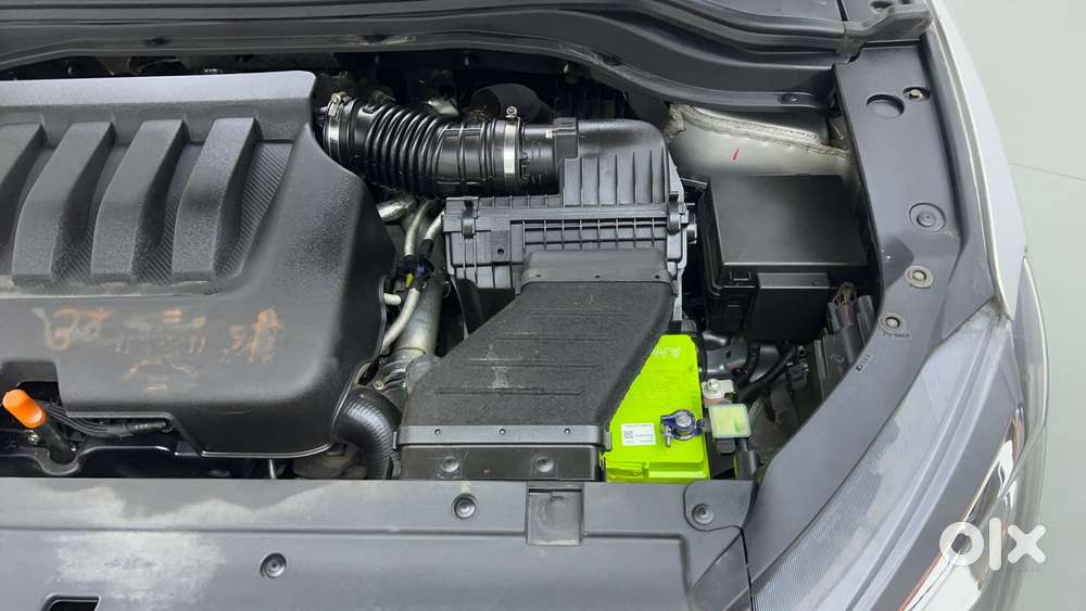 Mahindra Xuv700 2.0 Ax 7 Petrol At Luxury Pack Str, 2022, Petrol