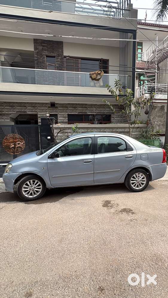 Toyota Etios 2011 Cng & Hybrids 100000 Km Driven