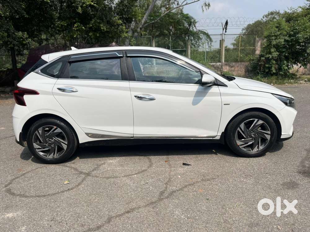Hyundai I20 Asta 1.4 Automatic (o) With Sunroof, 2022, Petrol