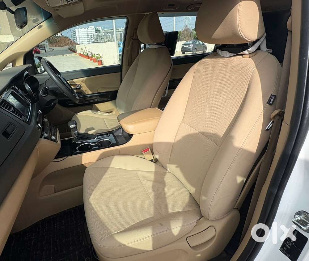 Kia Carnival Prestige, 2021, Diesel