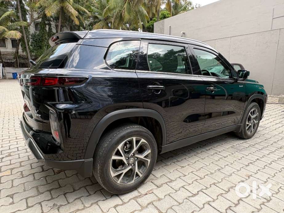 Toyota Urban Cruiser Hyryder 1.5 V Hybrid, 2025, Petrol