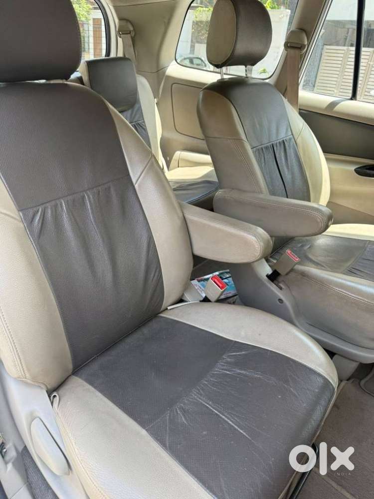Toyota Innova 2.5 Z Diesel 7 Seater, 2013, Diesel