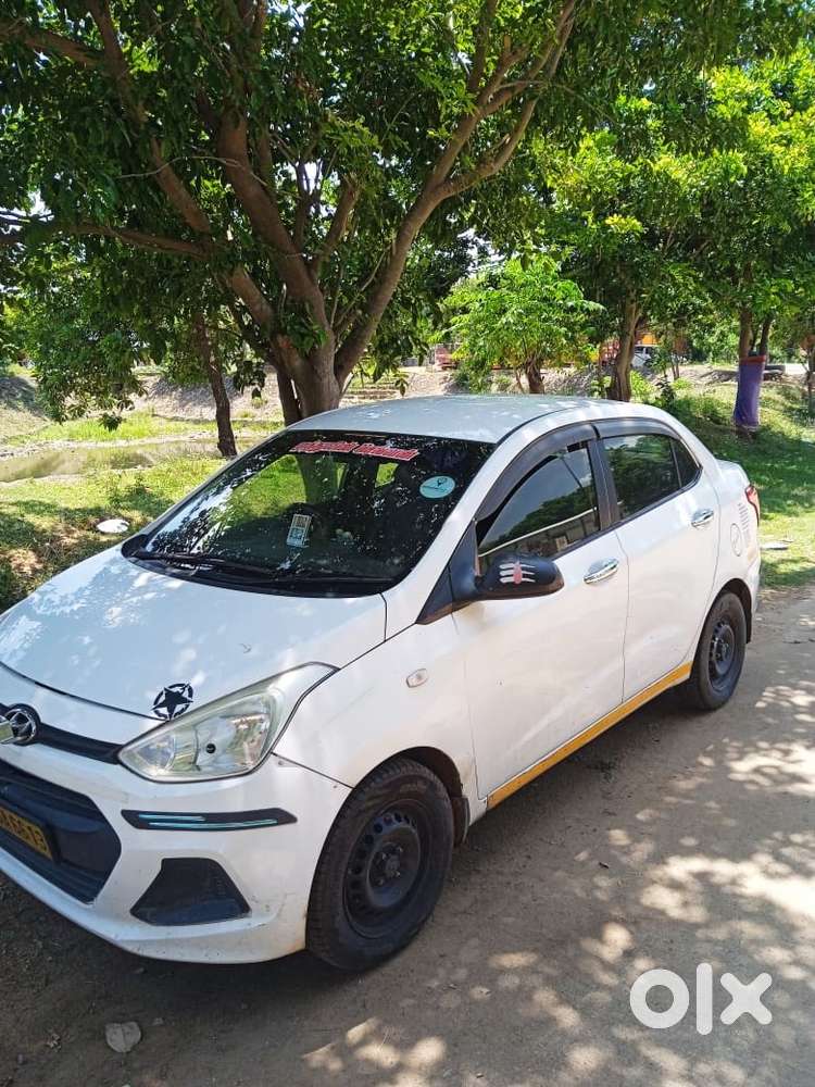Hyundai Xcent Base 2017
