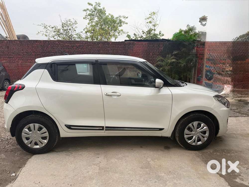 Maruti Suzuki Swift Vvt Vxi, 2021, Petrol